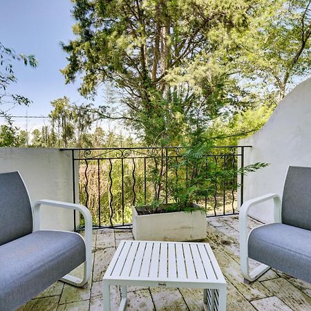 Logis Hotel Le Blason De Provence Monteux Exterior foto