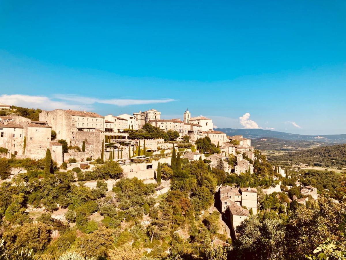 Logis Hotel Le Blason De Provence Monteux Exterior foto